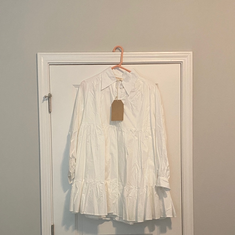 Women's White Tiered Button-Front Dress with Collar